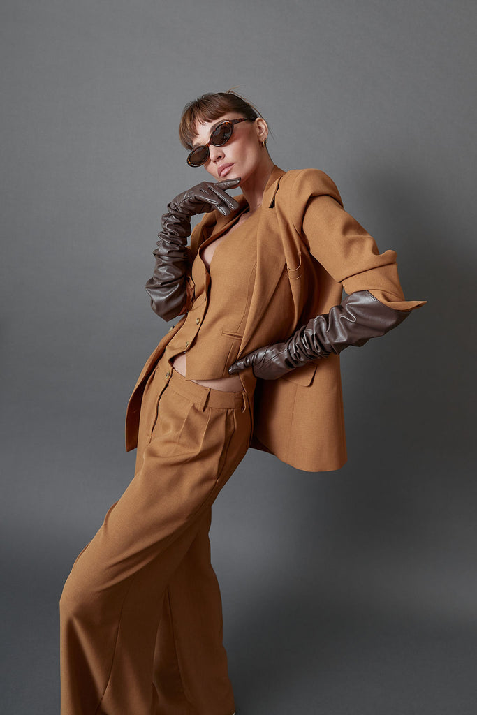 Katharine Suit